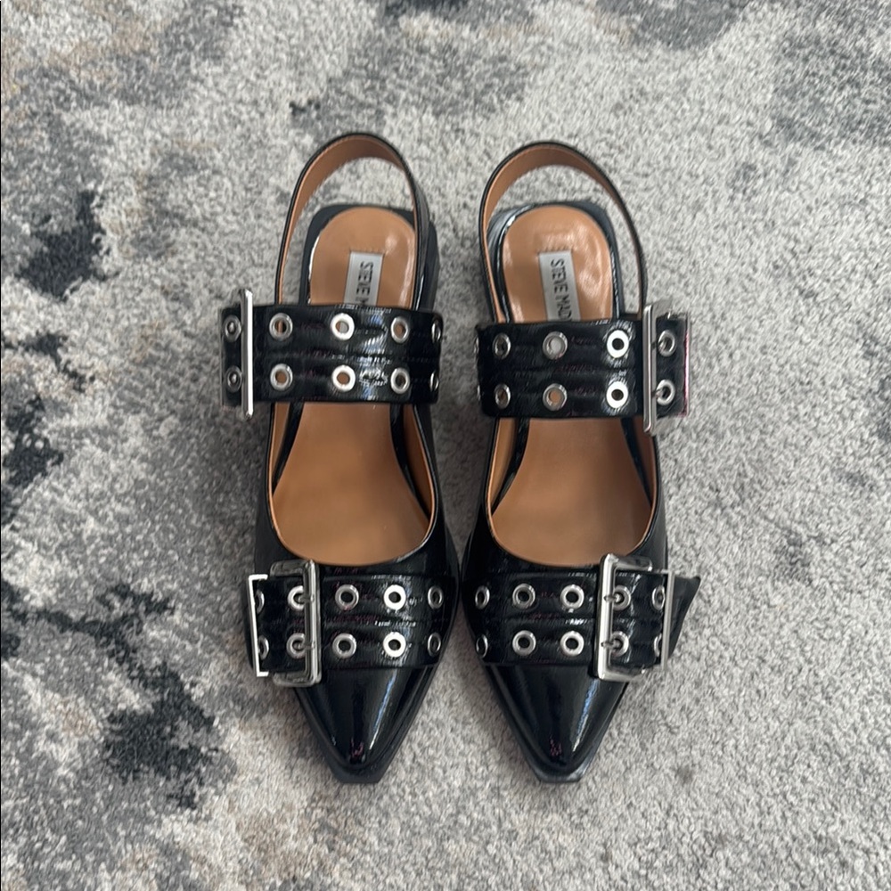 Steve Madden Black Patent Pointed Slingback Flats with Silver Grommets